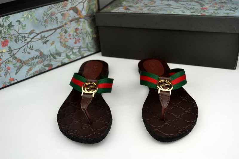 Gucci Slippers Woman--214